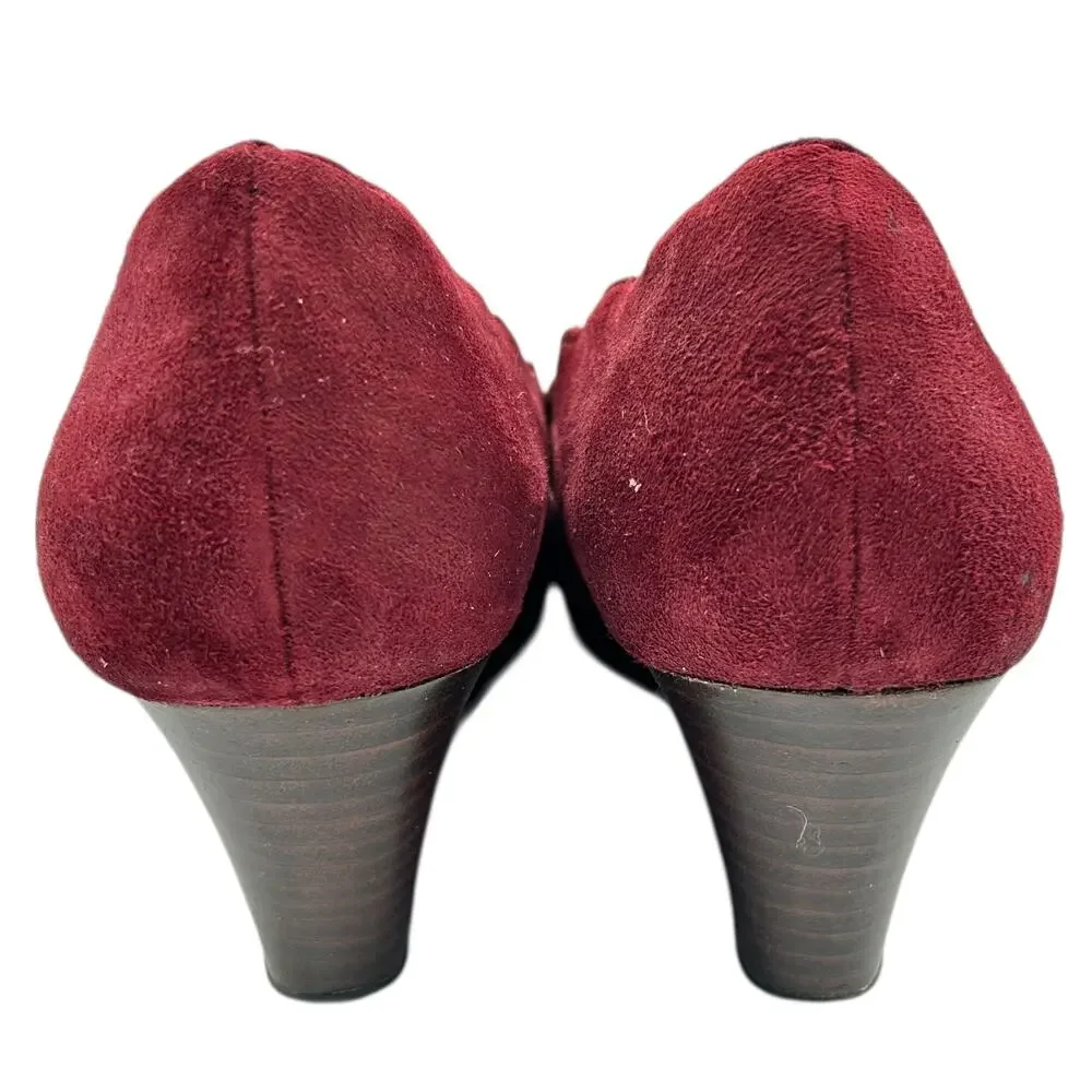 Susina‎ Women's Red Suede Scalloped Edges Wedge Heel Pumps Size 10M